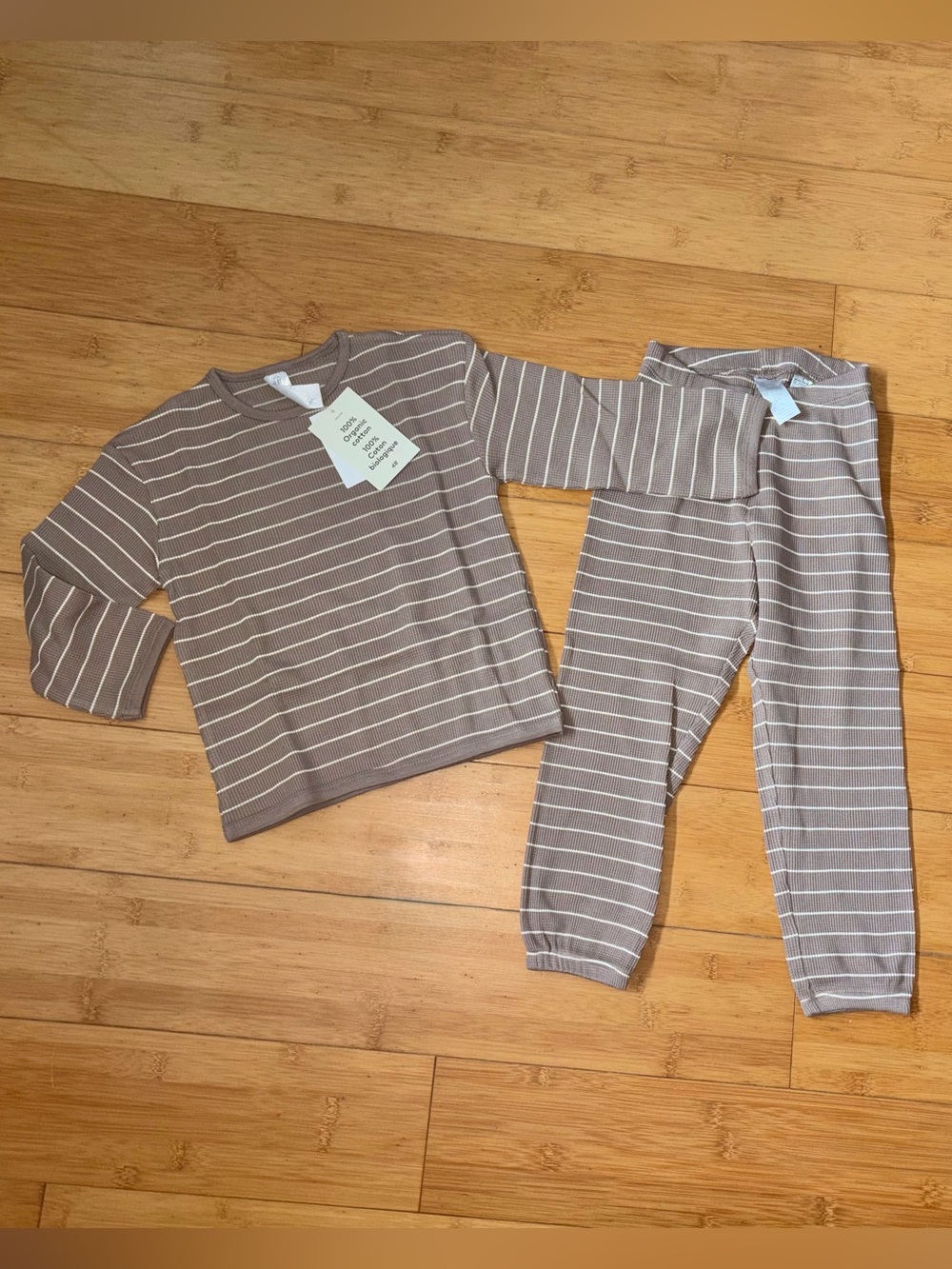 NWT Size 4T Girl’s or Boy’s Striped Waffle Outfit - Long Sleeve Top & Pants Set